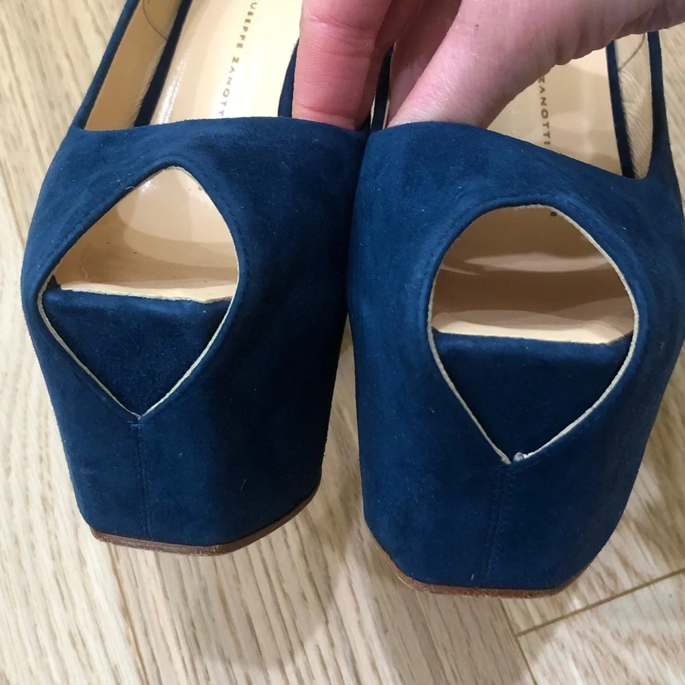 Giuseppe Zanotti Platform Heels Size 9 Blue Gaga Suede